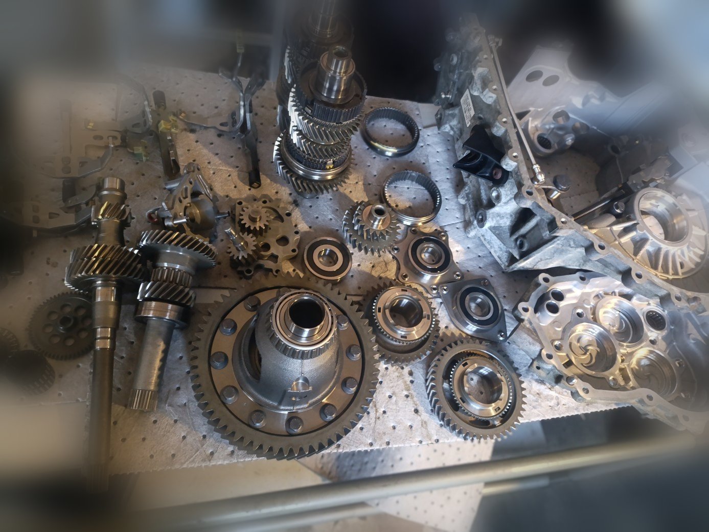 Rozložená převodovka Ford Powershift – oprava Stonařov